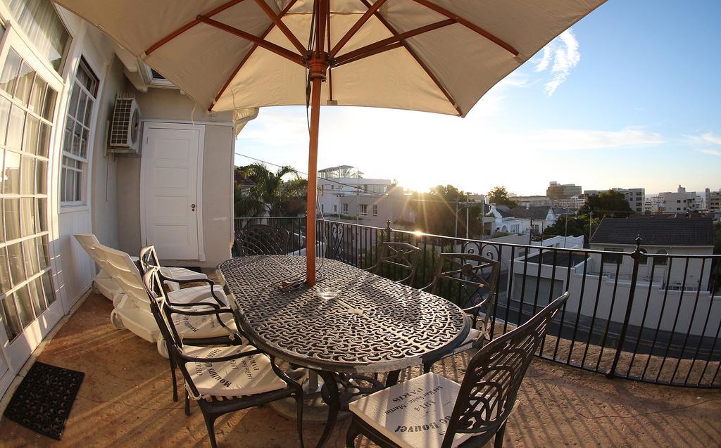 קייפטאון Rhonda'S Manor Boutique Guesthouse מראה חיצוני תמונה