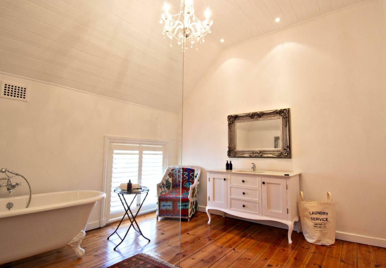 קייפטאון Rhonda'S Manor Boutique Guesthouse מראה חיצוני תמונה