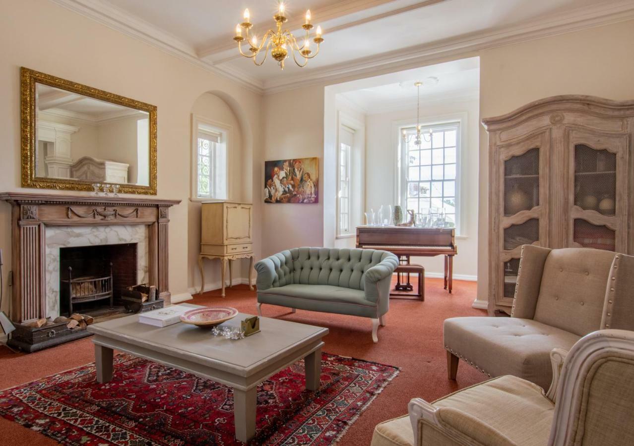 קייפטאון Rhonda'S Manor Boutique Guesthouse מראה חיצוני תמונה